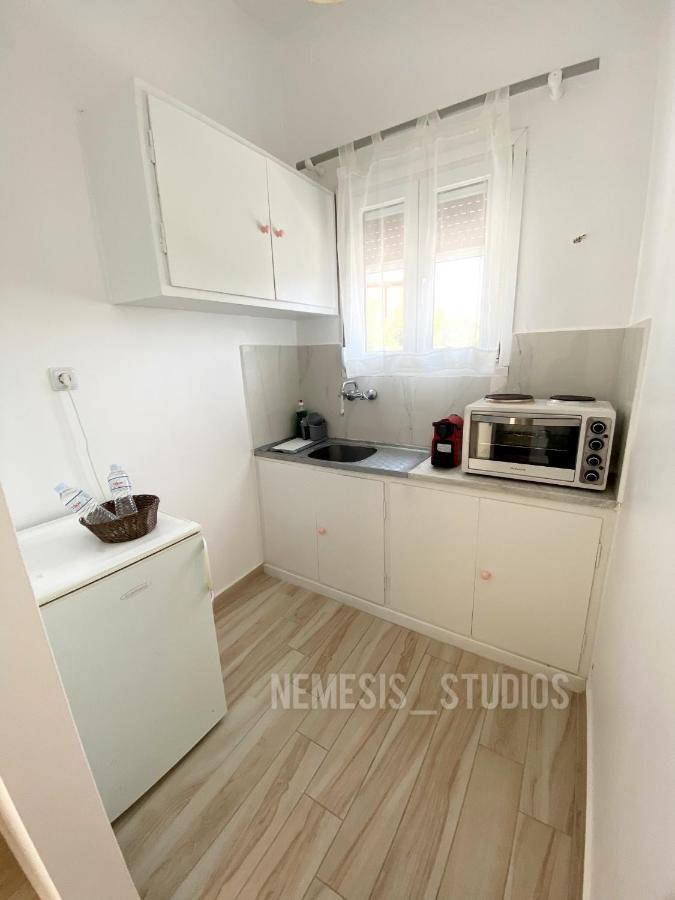 Nemesis Studios Aegina ภายนอก รูปภาพ